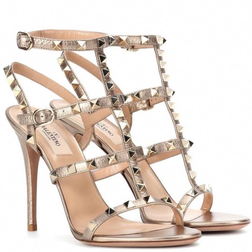 Valentino garavani rockstud cage sandals size 6